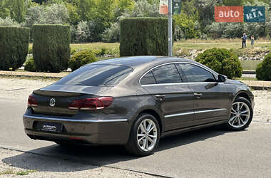 Купе Volkswagen CC / Passat CC 2012 в 