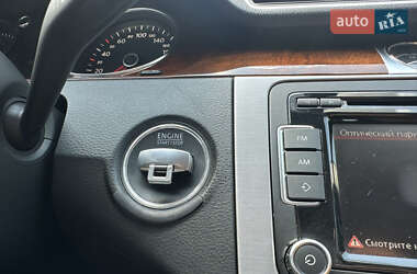 Купе Volkswagen CC / Passat CC 2012 в 