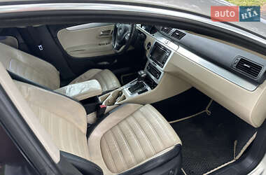 Купе Volkswagen CC / Passat CC 2009 в 