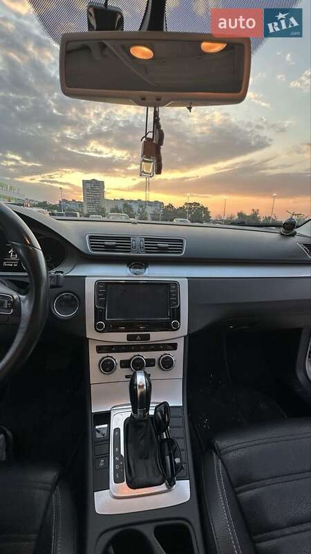 Купе Volkswagen CC / Passat CC 2013 в Киеве фото 12 Купе Volkswagen CC / Passat CC 2013 в Киеве
