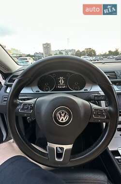 Купе Volkswagen CC / Passat CC 2013 в 