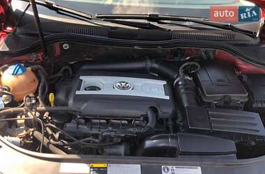 Купе Volkswagen CC / Passat CC 2015 в 