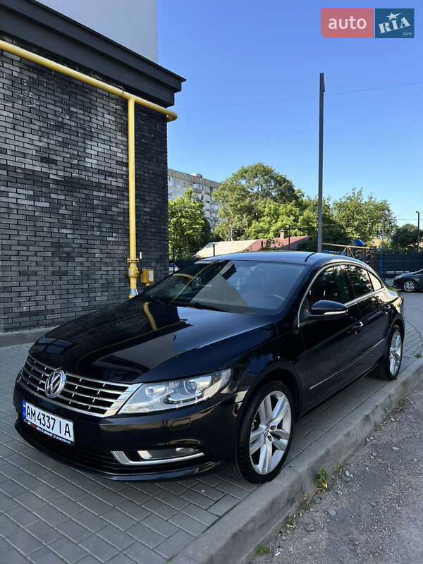 Купе Volkswagen CC / Passat CC 2012 в Житомире