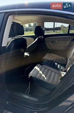 Купе Volkswagen CC / Passat CC 2013 в 