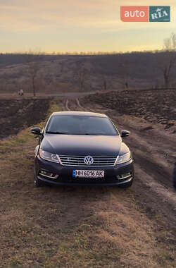 Купе Volkswagen CC / Passat CC 2013 в 