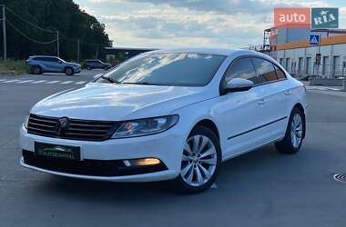 Купе Volkswagen CC / Passat CC 2013 в Києві