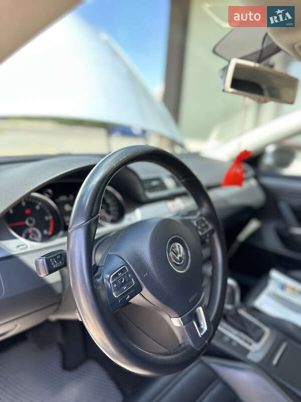 Купе Volkswagen CC / Passat CC 2014 в Виннице