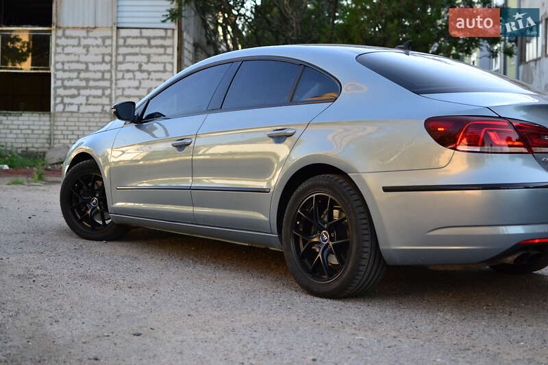 Купе Volkswagen CC / Passat CC 2012 в Зміїві фото 5 Купе Volkswagen CC / Passat CC 2012 в Зміїві