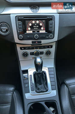 Купе Volkswagen CC / Passat CC 2013 в 