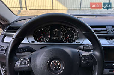 Купе Volkswagen CC / Passat CC 2013 в 