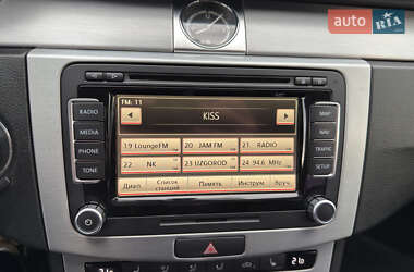 Купе Volkswagen CC / Passat CC 2013 в 