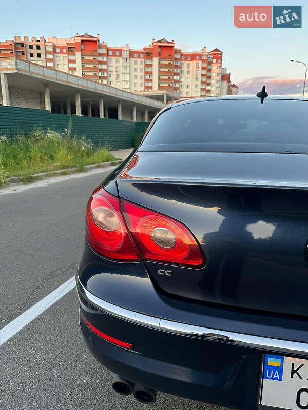 Купе Volkswagen CC / Passat CC 2010 в Киеве
