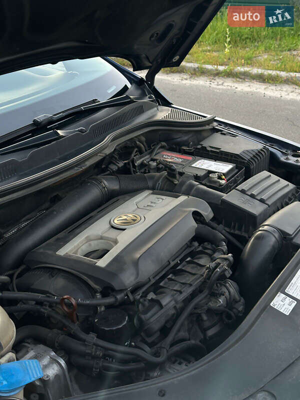Купе Volkswagen CC / Passat CC 2010 в Киеве