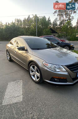 Купе Volkswagen CC / Passat CC 2011 в 