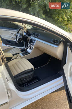 Купе Volkswagen CC / Passat CC 2012 в 