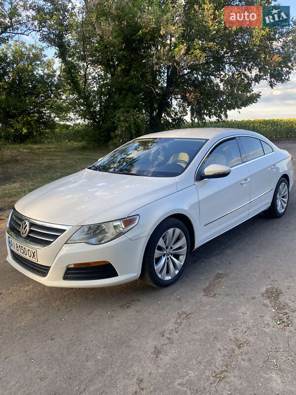 Купе Volkswagen CC / Passat CC 2012 в 