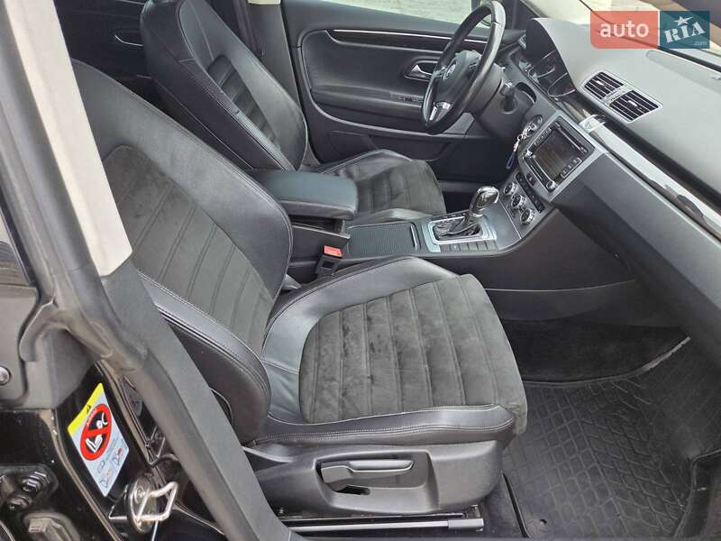 Купе Volkswagen CC / Passat CC 2013 в Києві