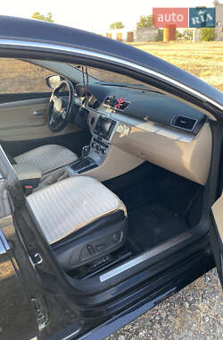 Купе Volkswagen CC / Passat CC 2012 в 