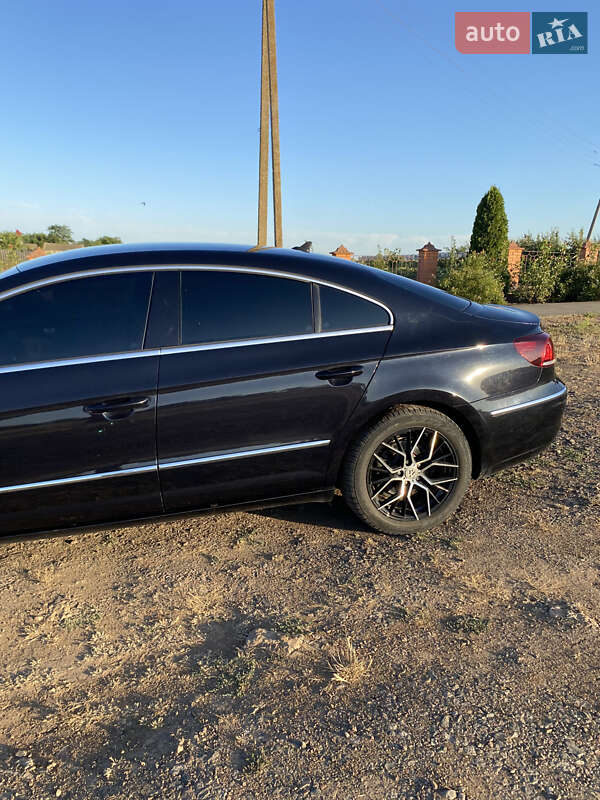 Купе Volkswagen CC / Passat CC 2012 в Николаеве
