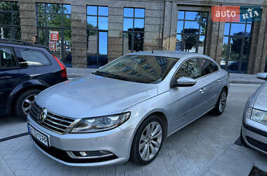 Купе Volkswagen CC / Passat CC 2012 в Киеве