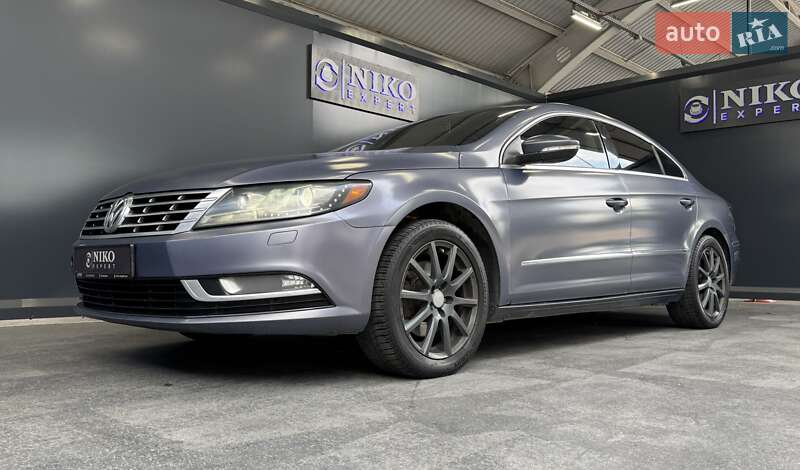 Купе Volkswagen CC / Passat CC 2013 в Києві