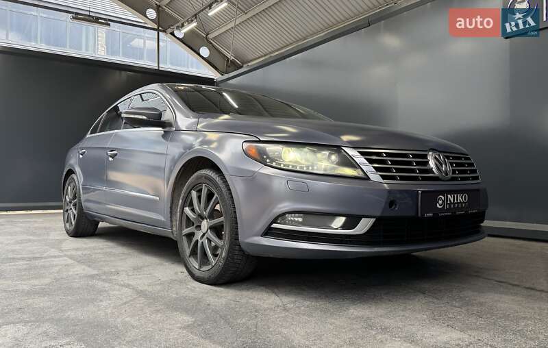 Купе Volkswagen CC / Passat CC 2013 в Києві