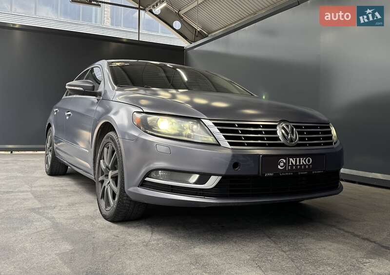 Купе Volkswagen CC / Passat CC 2013 в Києві