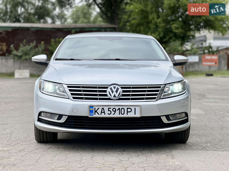 Купе Volkswagen CC / Passat CC 2013 в Киеве