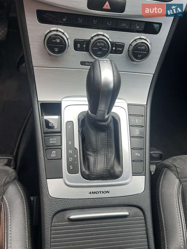 Купе Volkswagen CC / Passat CC 2014 в Киеве