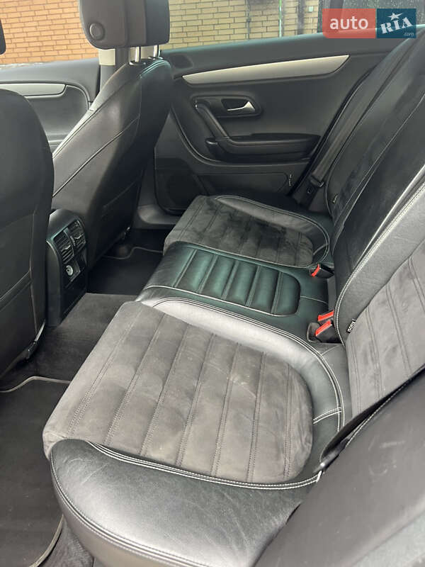 Купе Volkswagen CC / Passat CC 2014 в Киеве