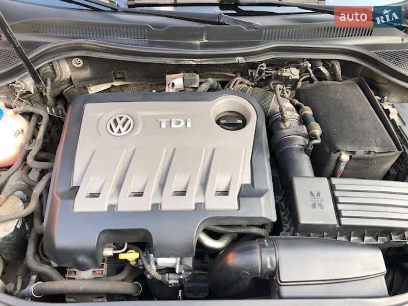 Купе Volkswagen CC / Passat CC 2013 в Запоріжжі