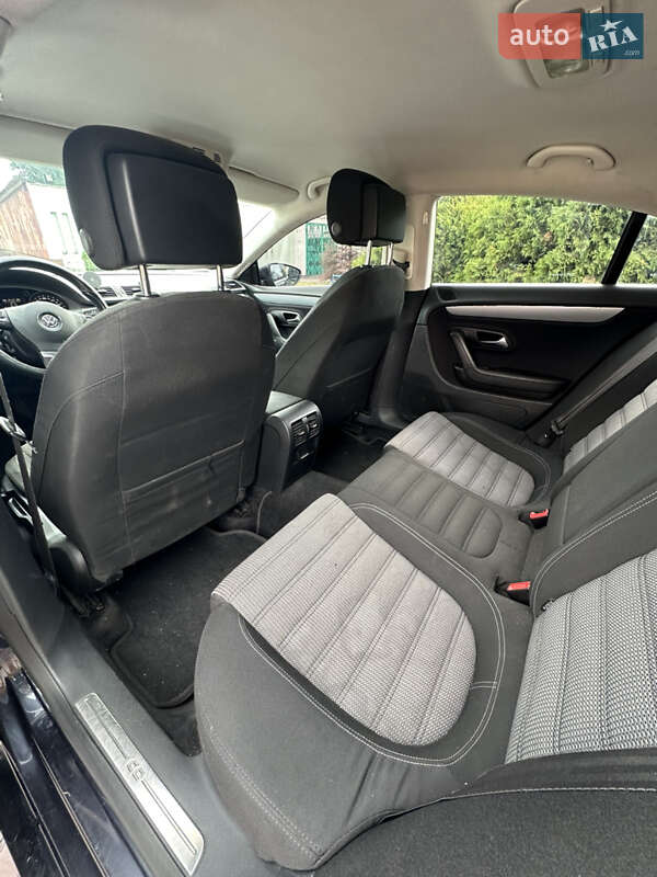 Купе Volkswagen CC / Passat CC 2012 в Дніпрі