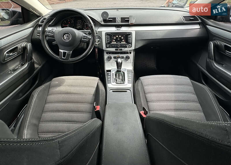 Купе Volkswagen CC / Passat CC 2012 в Дніпрі