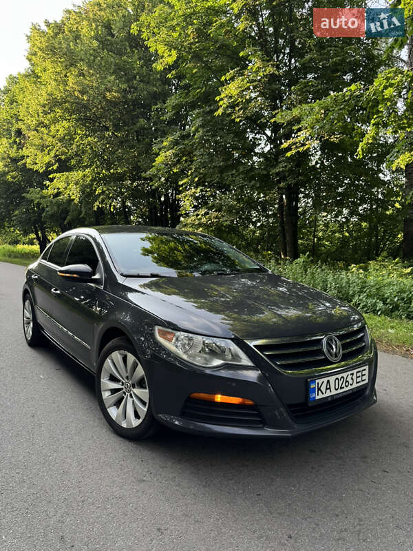 Купе Volkswagen CC / Passat CC 2011 в Киеве