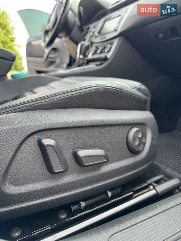 Купе Volkswagen CC / Passat CC 2011 в Киеве
