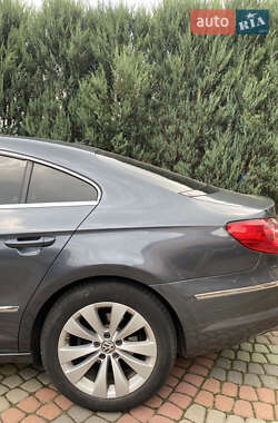 Купе Volkswagen CC / Passat CC 2011 в 