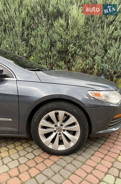 Купе Volkswagen CC / Passat CC 2011 в 