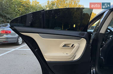 Купе Volkswagen CC / Passat CC 2012 в 