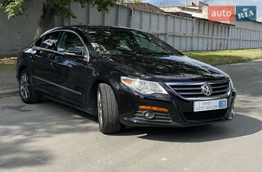 Купе Volkswagen CC / Passat CC 2011 в 