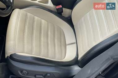 Купе Volkswagen CC / Passat CC 2011 в 