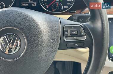 Купе Volkswagen CC / Passat CC 2011 в 