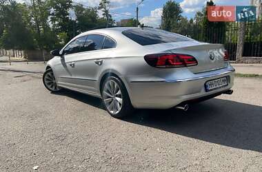 Купе Volkswagen CC / Passat CC 2013 в 