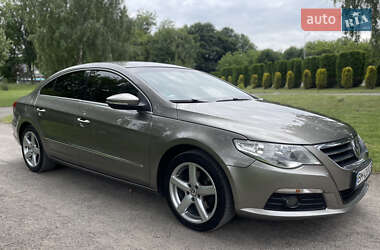 Купе Volkswagen CC / Passat CC 2008 в 