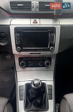 Купе Volkswagen CC / Passat CC 2008 в 