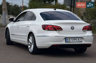 Купе Volkswagen CC / Passat CC 2012 в 