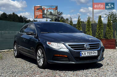 Купе Volkswagen CC / Passat CC 2011 в 