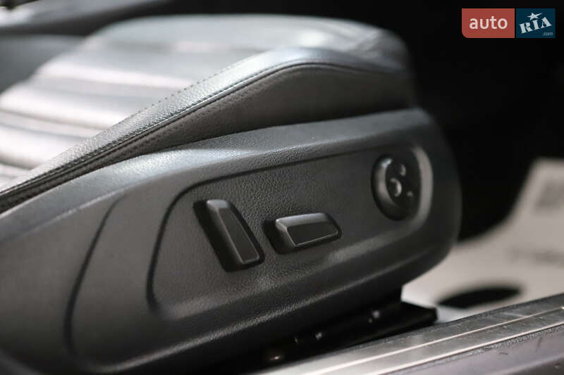 Купе Volkswagen CC / Passat CC 2012 в Дрогобичі
