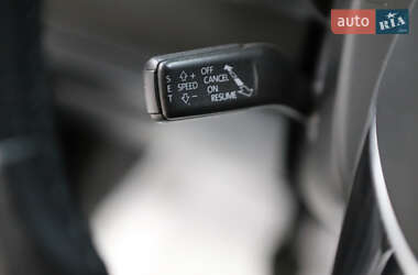 Купе Volkswagen CC / Passat CC 2012 в 