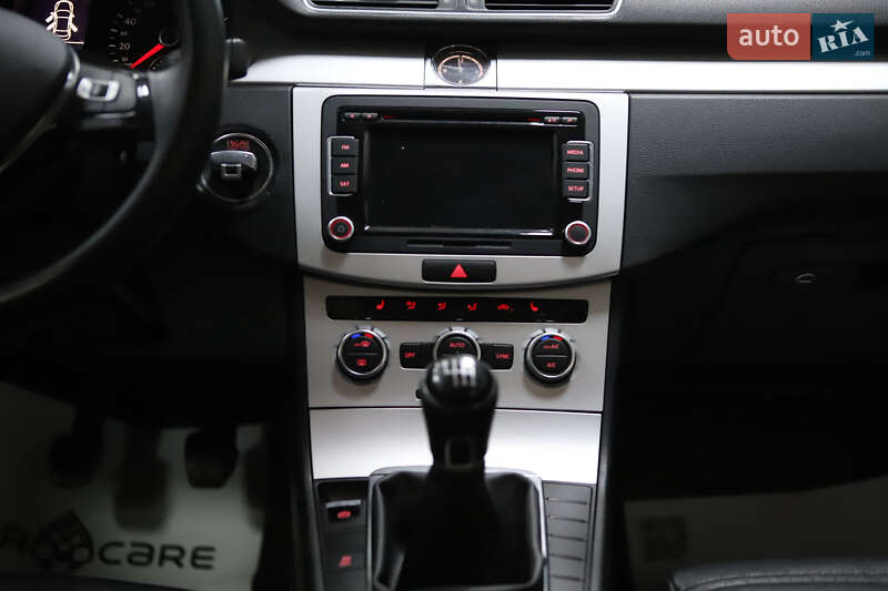 Купе Volkswagen CC / Passat CC 2012 в Дрогобичі