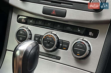 Купе Volkswagen CC / Passat CC 2012 в 